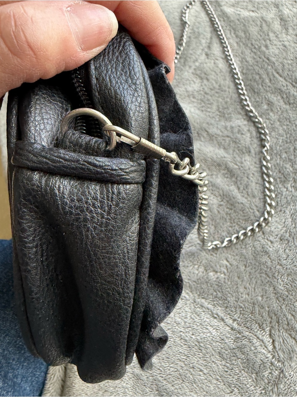 Black Leather Round Crossbody Bag with Zipper Closure - Picture 7 of 8